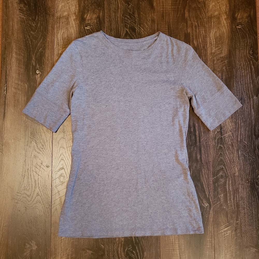 MOSSIMO SHIRT
